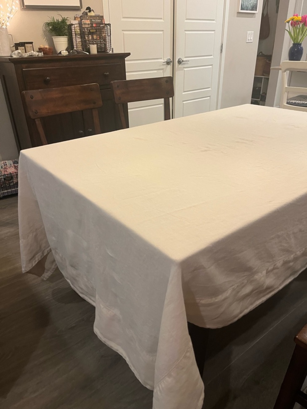 Williams Sonoma Natural Cream Linen Tablecloth